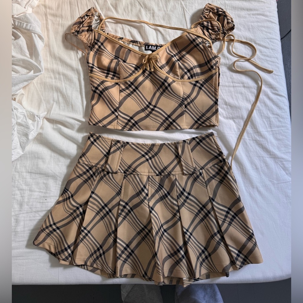 I.AM.GIA Tan Skater Mini Skirt Pleated Casual